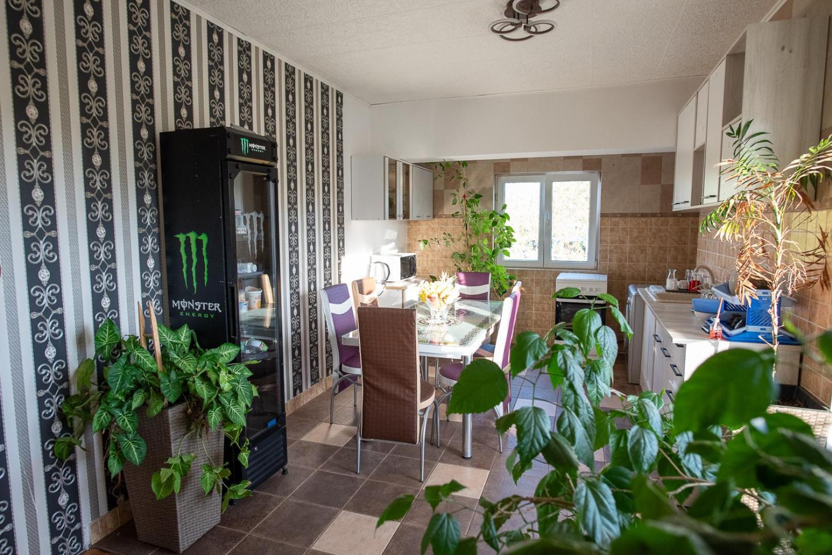 5 Bedrooms Luxury Apartment Villa Bukares Bagian luar foto